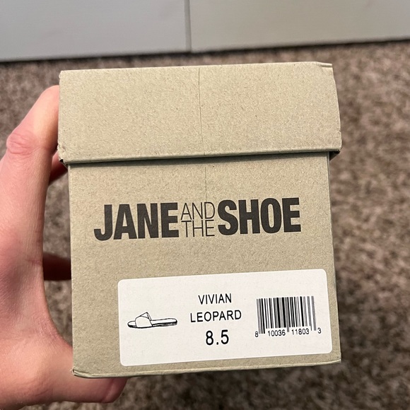 Jane and the Shoe Vivian Leopard Sandals Size 8.5 - Picture 3 of 3
